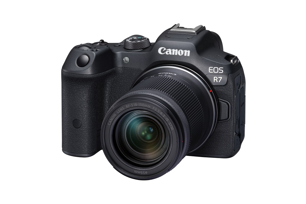 Canon EOS R7+18-150+Akku+64GB SD+Tuch