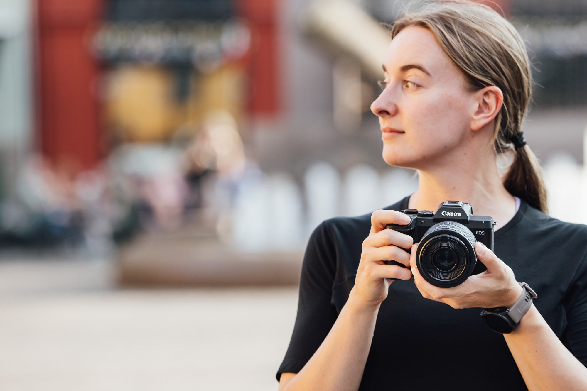 Canon EOS R8 II Body + Canon LP-E17 Akku Kit